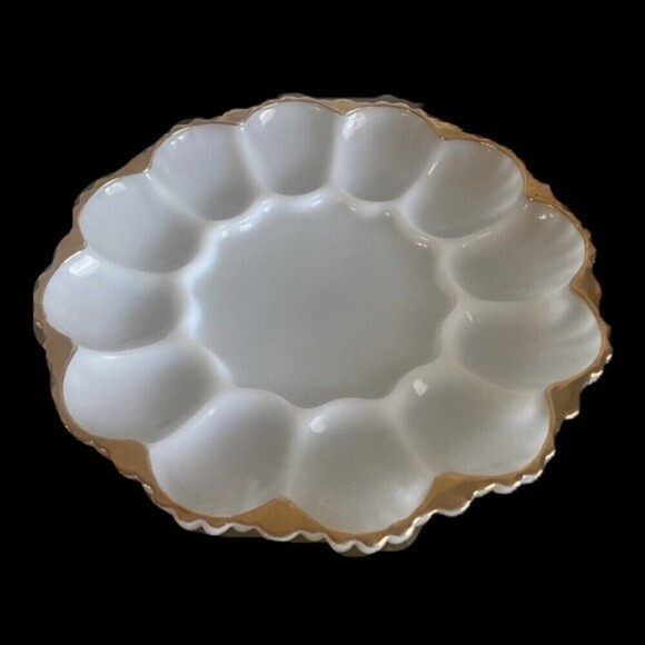 Anchor Hocking Fire King Milk Glass Egg Serving Tray - Picture 2 of 6